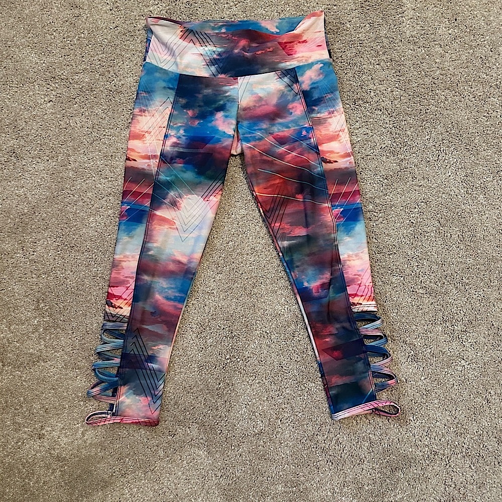 Onzie Blue and Pink Capri Leggings